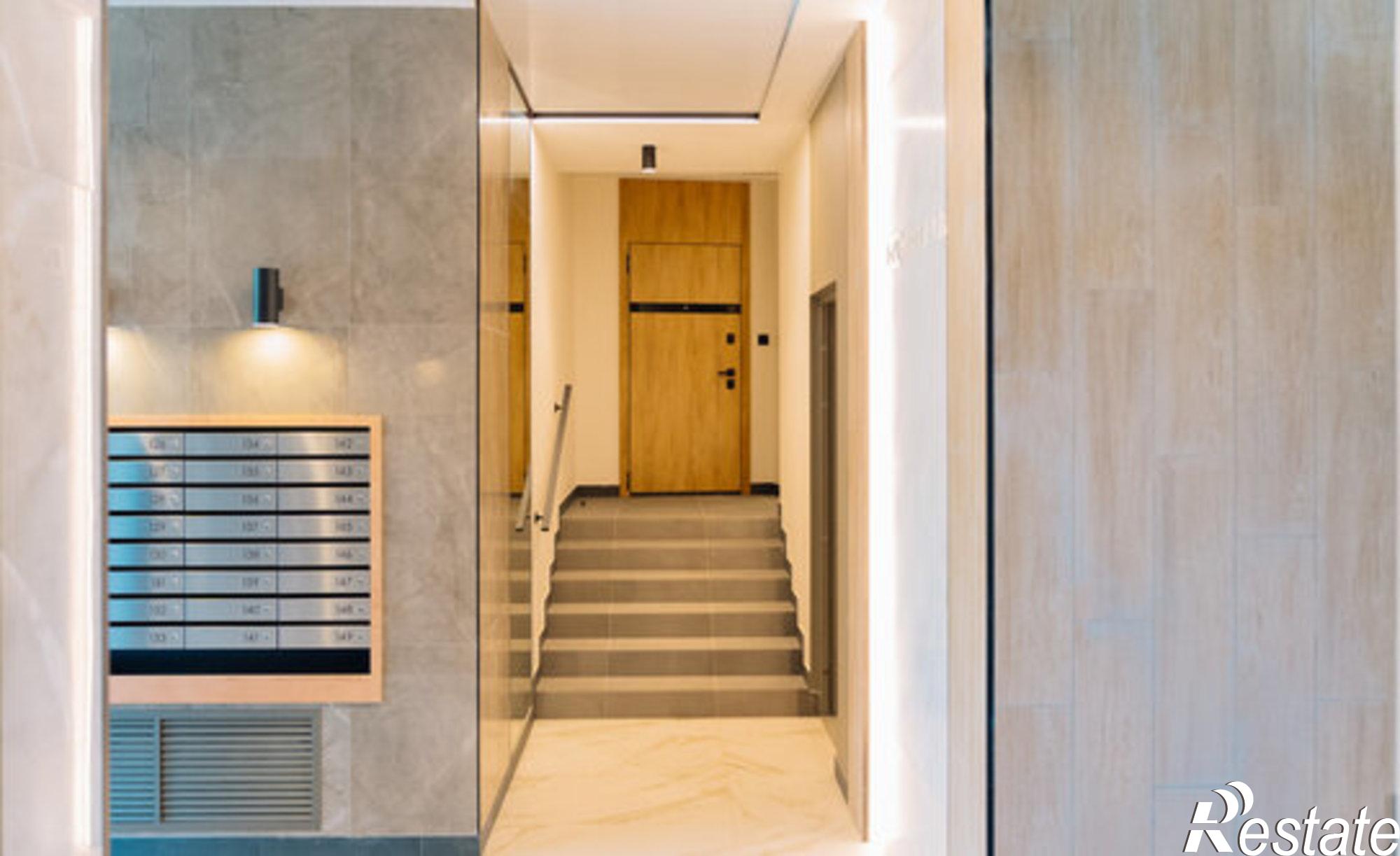 Купить квартиру за 5 191 800 рублей на ул Возрождения, 74