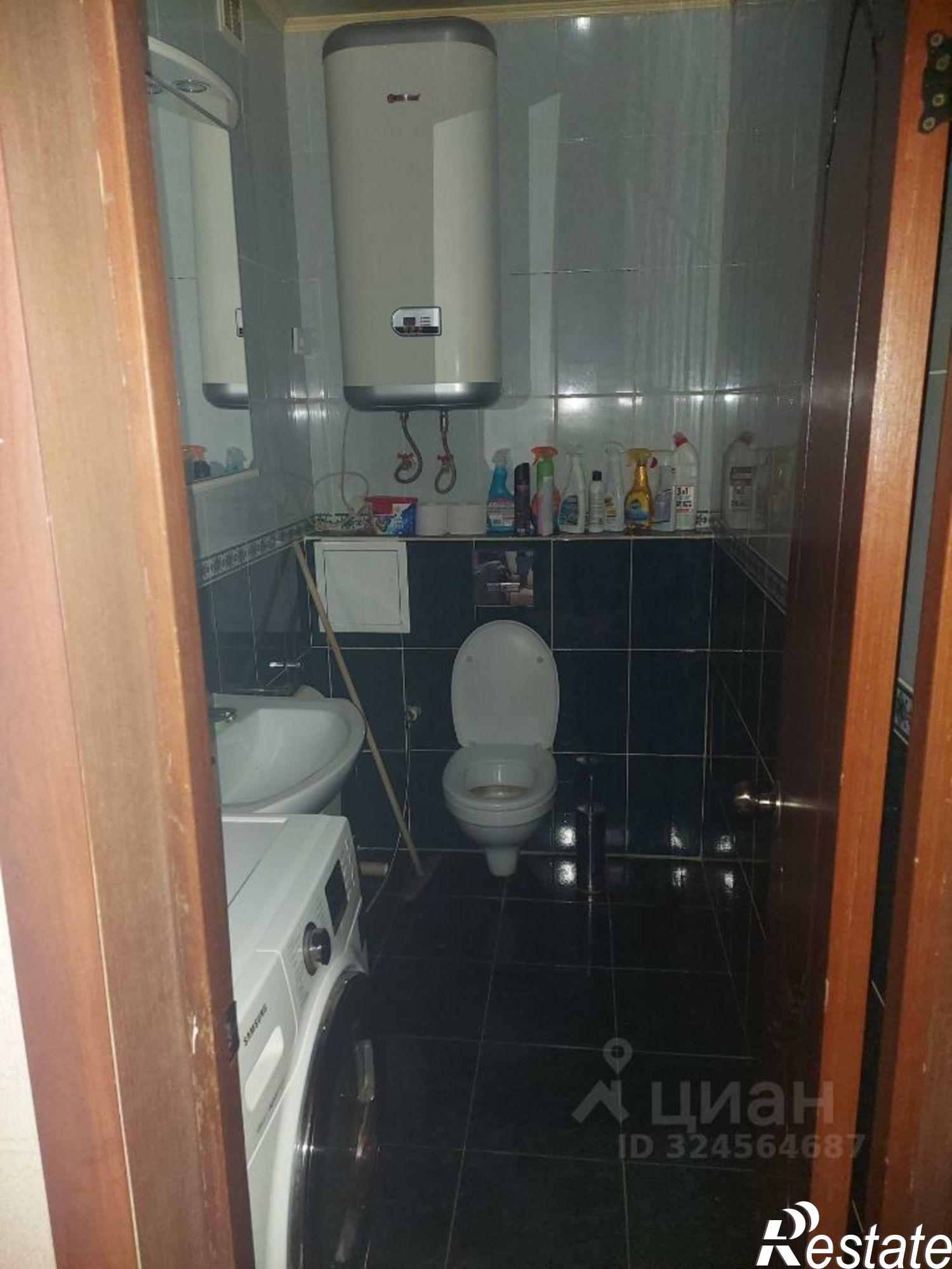 Купить квартиру за 10 937 200 рублей на Пречистенская набережная, 72