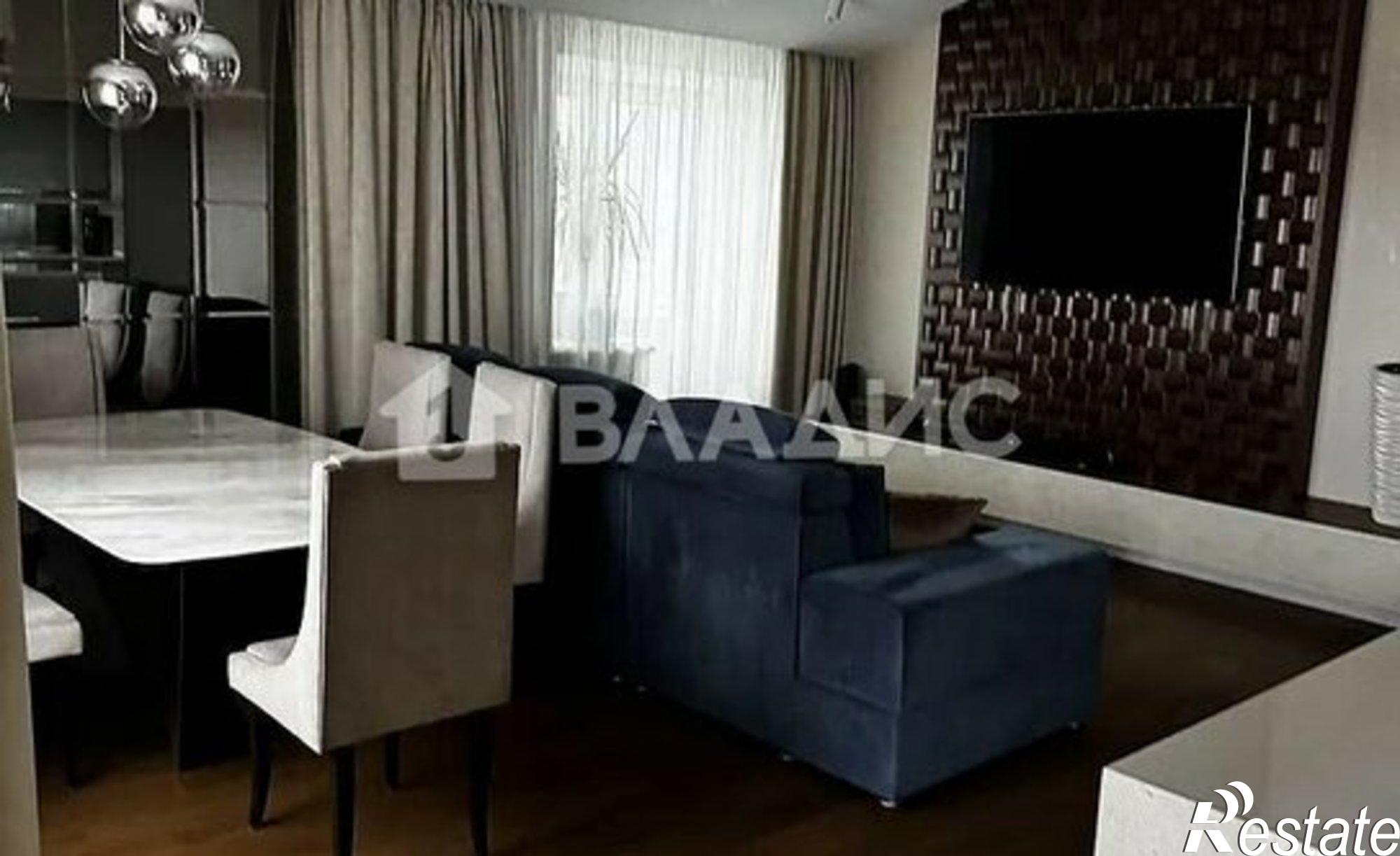 Купить квартиру за 14 500 000 рублей на набережная 6-й Армии, 25