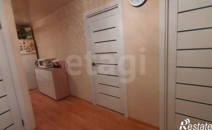 3-комн квартира 1-й микрорайон ГПЗ-23, 26