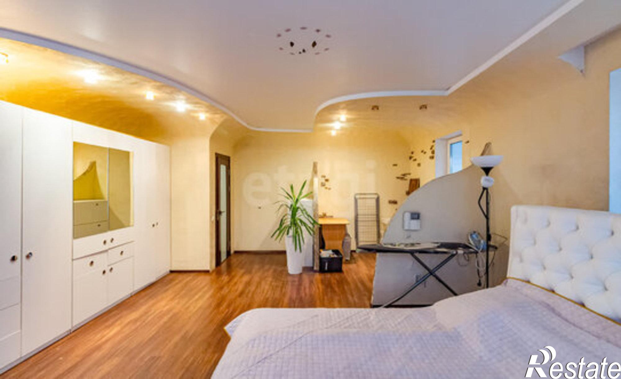 Купить квартиру за 17 350 000 рублей на Кривой переулок, 6