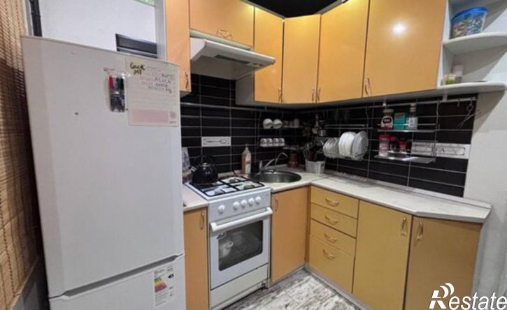 4-комн квартира улица Ветошкина, 105,  д. 105