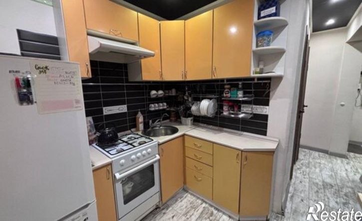 4-комн квартира улица Ветошкина, 105,  д. 105