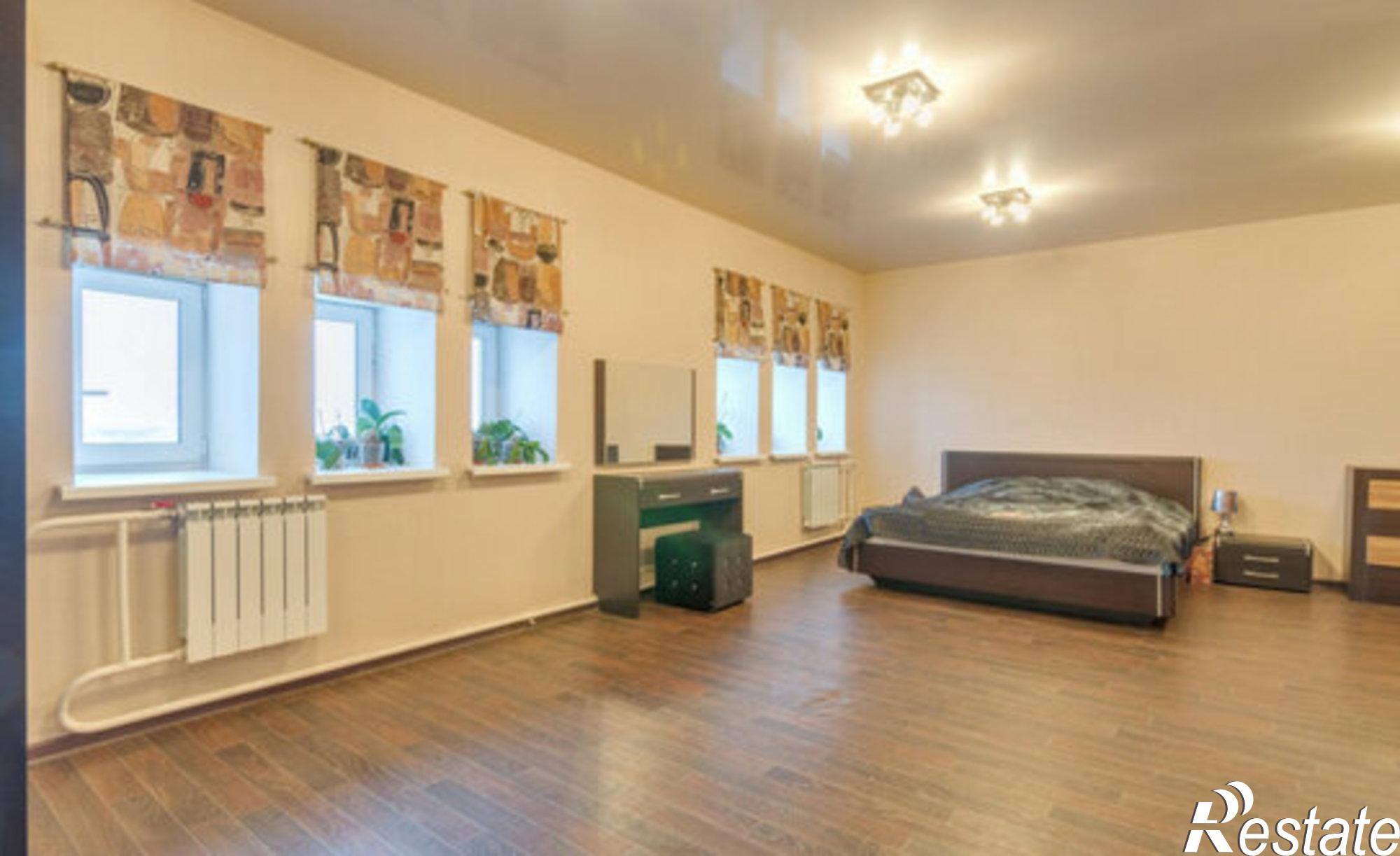 Купить квартиру за 12 000 000 рублей на ул Ленинградская, 81