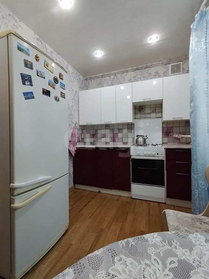 1-комн квартира улица Михаила Поповича, 22