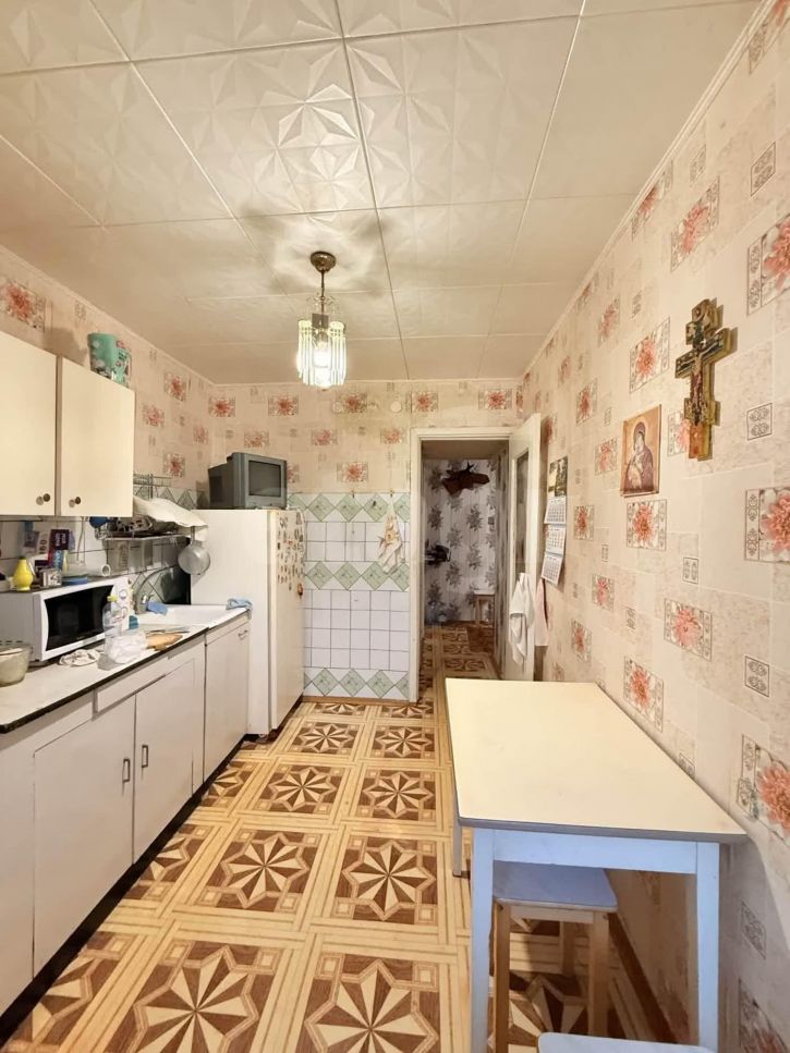 2-комн квартира Новгородская улица, 9