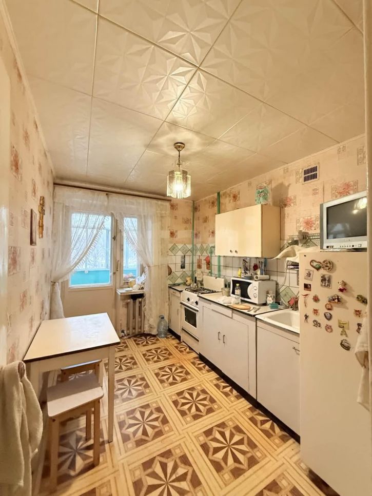 2-комн квартира Новгородская улица, 9