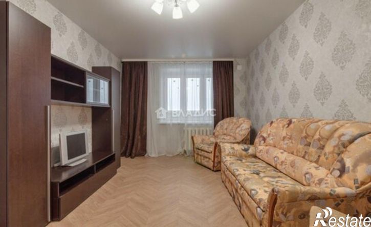 2-комн квартира улица Лётчика Каберова, 1А,  д. 1А