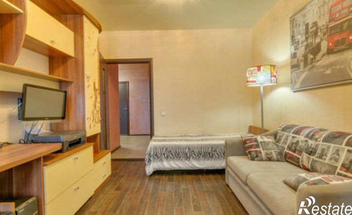 4-комн квартира ул Ленинградская, 81,  д. 81