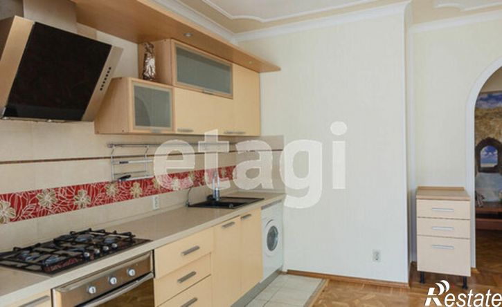 4-комн квартира Ленинградская улица, 40А,  д. 40А