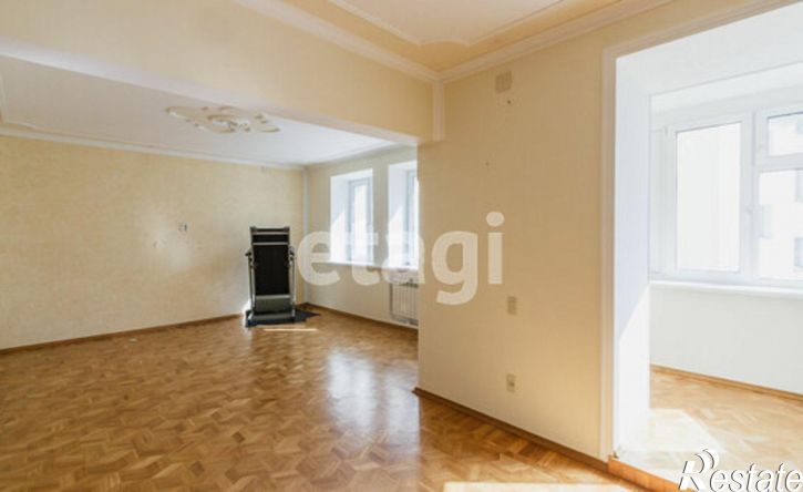 4-комн квартира Ленинградская улица, 40А,  д. 40А