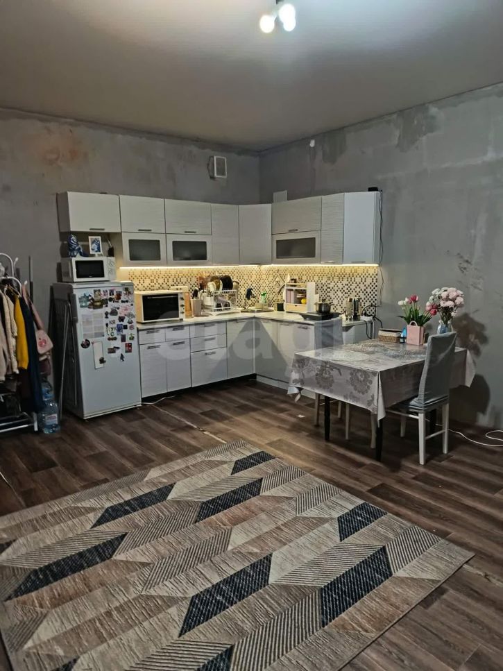 2-комн квартира Пригородная улица, 16б