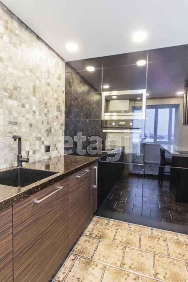 2-комн квартира улица Карла Маркса, 123б