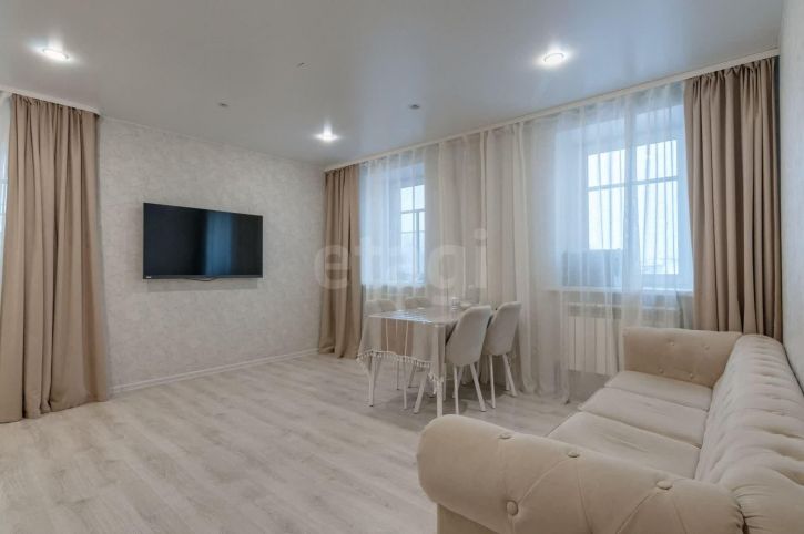 3-комн квартира улица Горького, 7