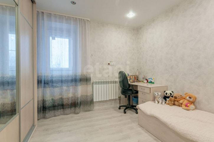 3-комн квартира улица Горького, 7