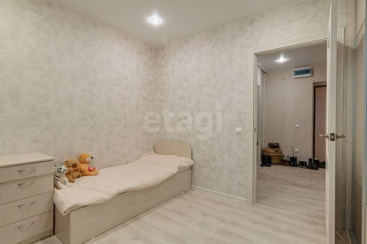 3-комн квартира улица Горького, 7