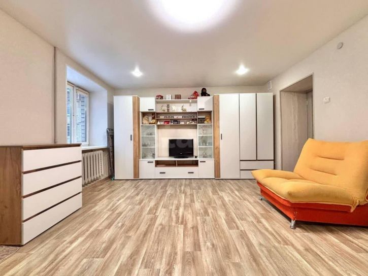 4-комн квартира Советский проспект, 131б