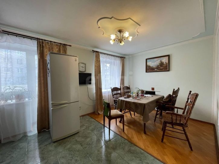 2-комн квартира улица Маяковского, 26