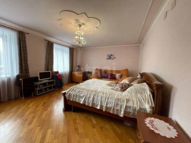 2-комн квартира улица Маяковского, 26