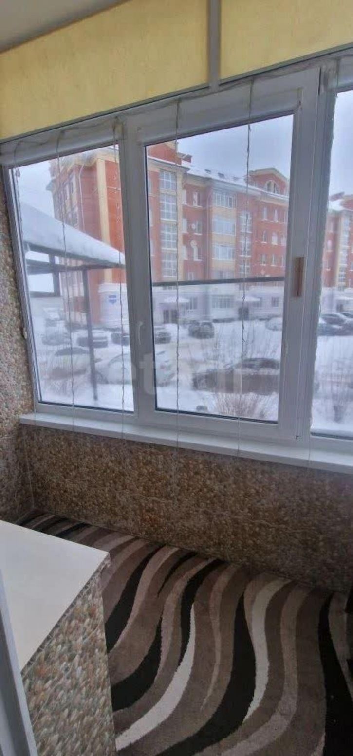 2-комн квартира улица Гагарина, 2ак6