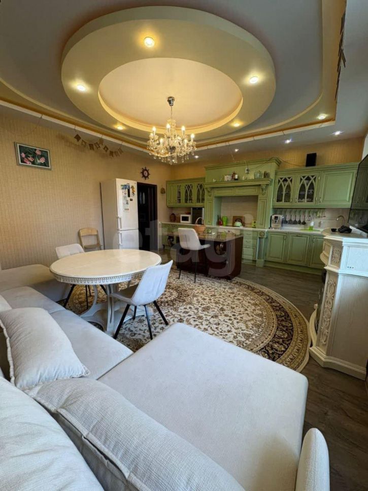 2-комн квартира улица Гагарина, 2ак6