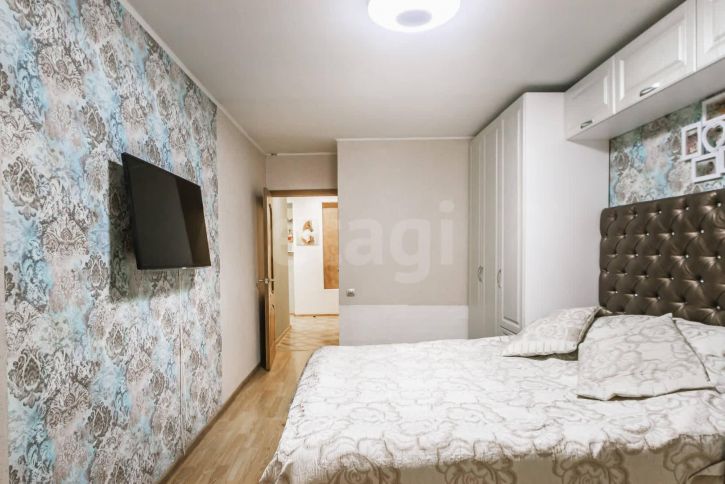 2-комн квартира улица Возрождения, 32