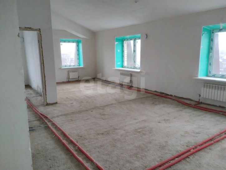 4-комн квартира Узкий переулок, 37