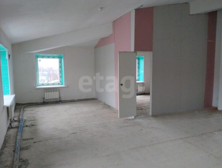 4-комн квартира Узкий переулок, 37
