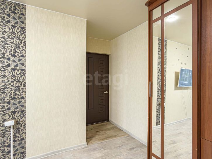 4-комн квартира Медуницинская улица, 21а