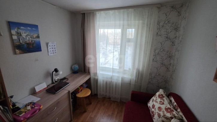 4-комн квартира улица Пугачёва, 81