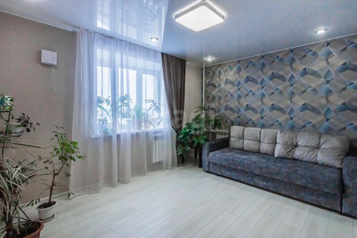 3-комн квартира улица Возрождения, 86а