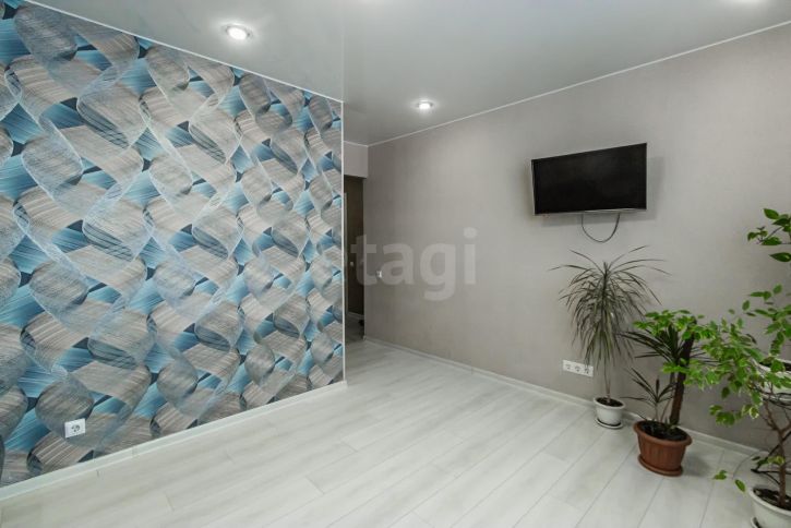 3-комн квартира улица Возрождения, 86а