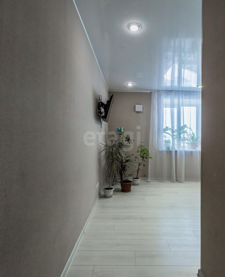 3-комн квартира улица Возрождения, 86а