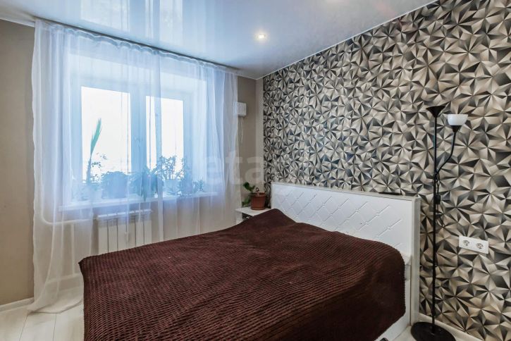 3-комн квартира улица Возрождения, 86а