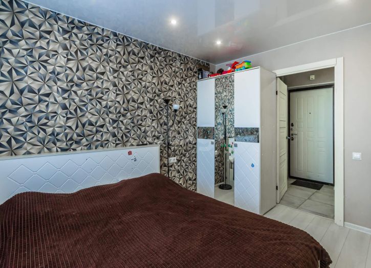 3-комн квартира улица Возрождения, 86а