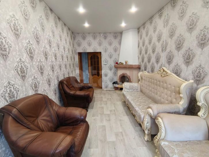 4-комн квартира улица Добролюбова, 1
