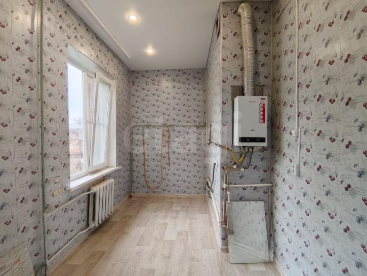 4-комн квартира улица Добролюбова, 1