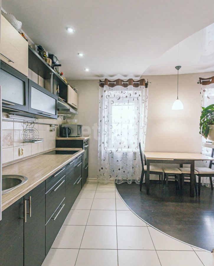 2-комн квартира улица Чехова, 36