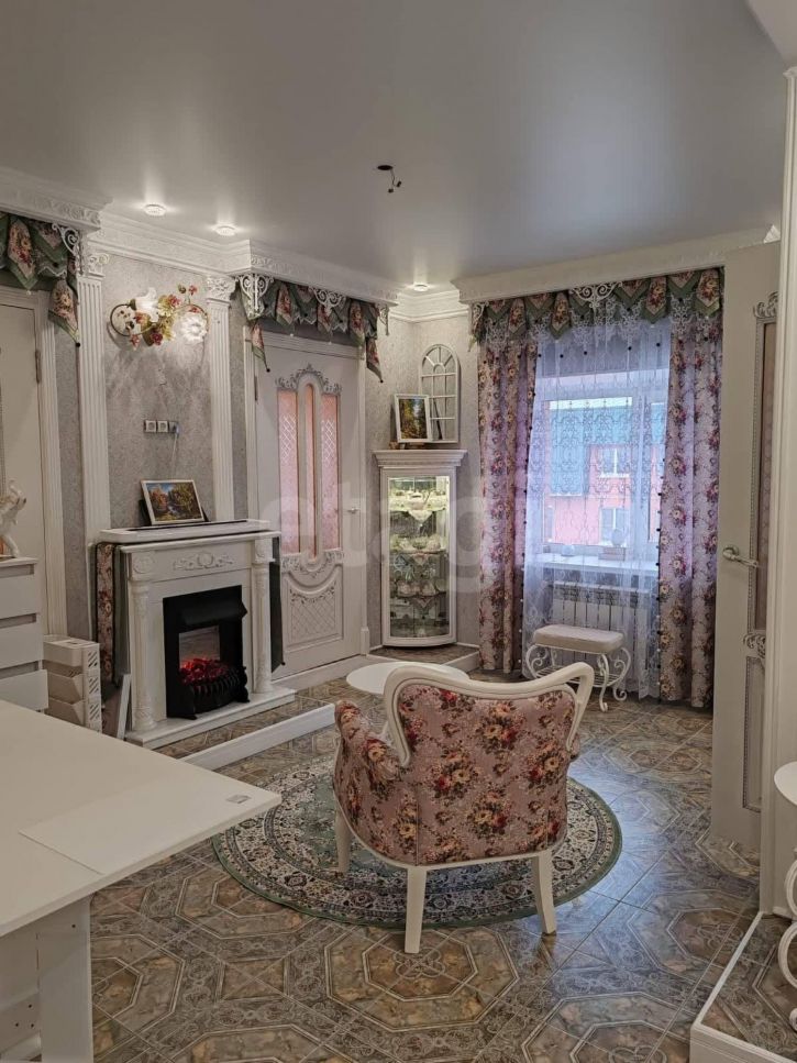 3-комн квартира Колхозная улица, 60а