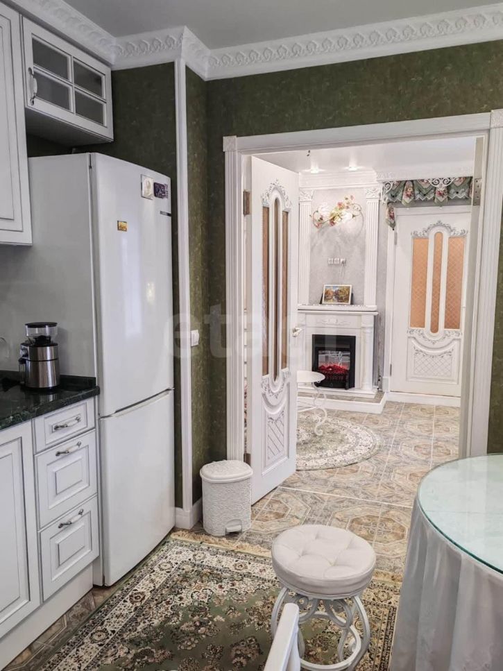 3-комн квартира Колхозная улица, 60а