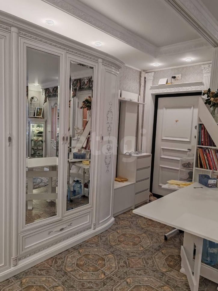 3-комн квартира Колхозная улица, 60а