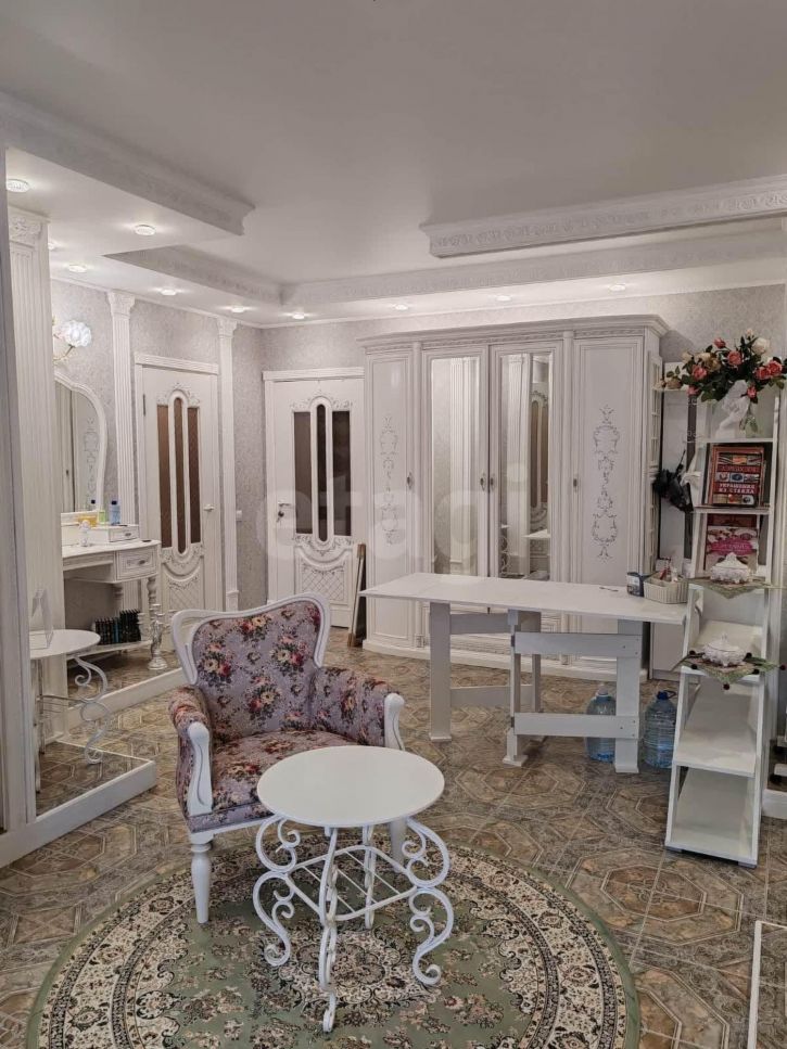 3-комн квартира Колхозная улица, 60а