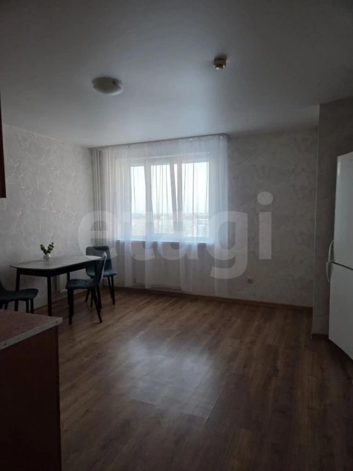 2-комн квартира улица Маршала Конева, 26