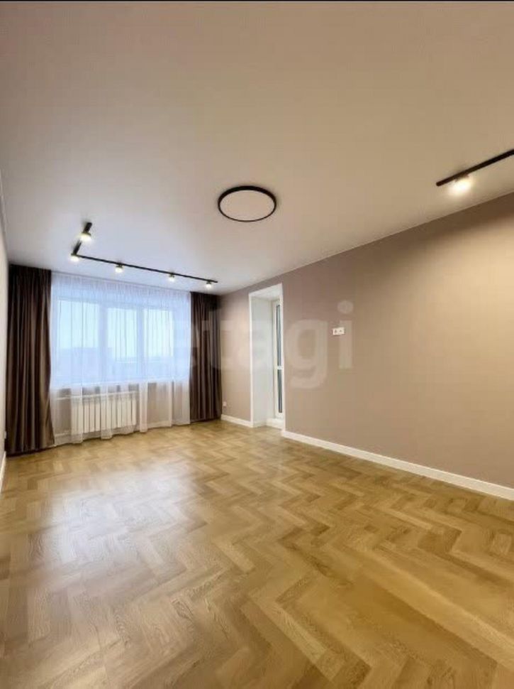 2-комн квартира улица Мира, 96
