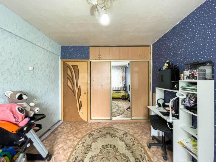 2-комн квартира улица Яшина, 40