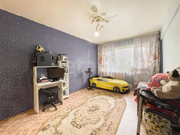 2-комн квартира улица Яшина, 40