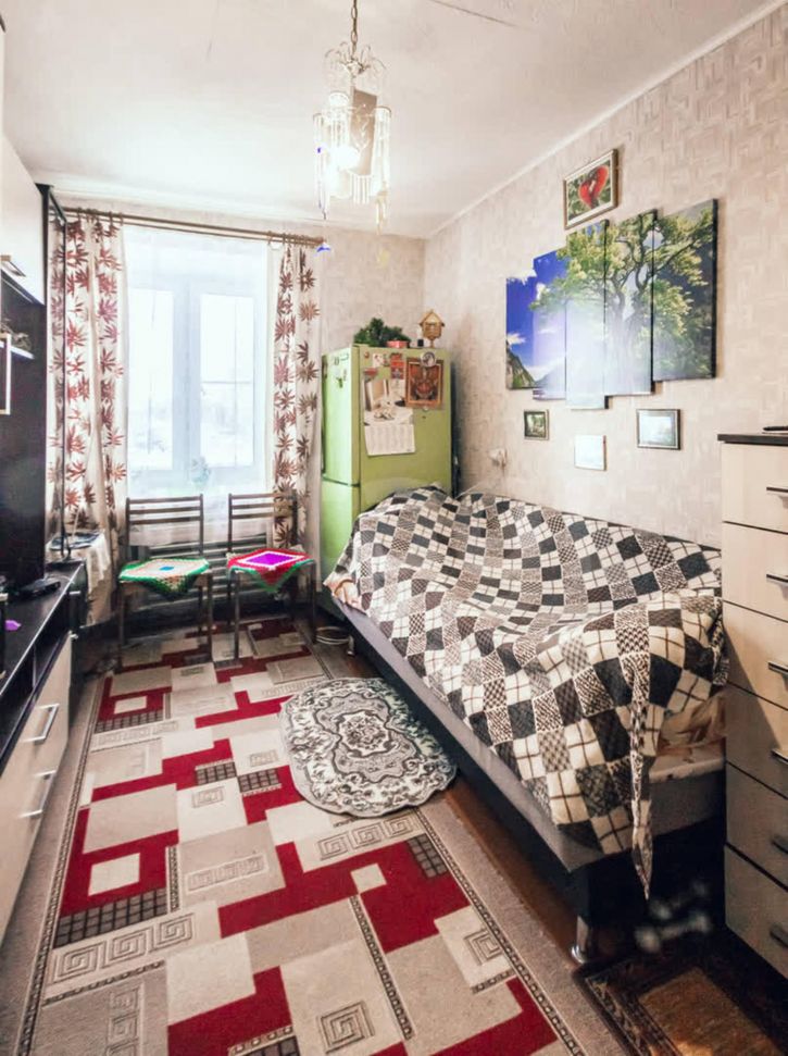 3-комн квартира улица Ильюшина, 2