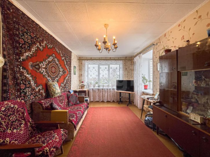 3-комн квартира улица Ильюшина, 2