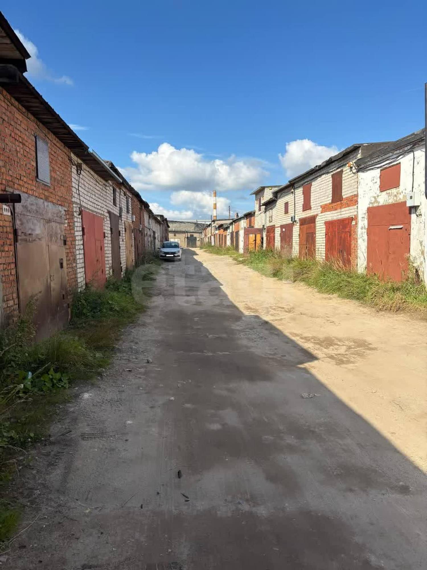 Купить гараж, место в паркинге за 760 000 рублей на улица Гагарина, 95/1