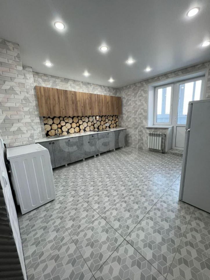 2-комн квартира улица Гагарина, 82а